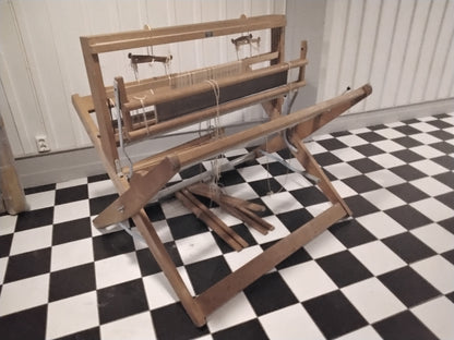 Ihopfälbar vävstol